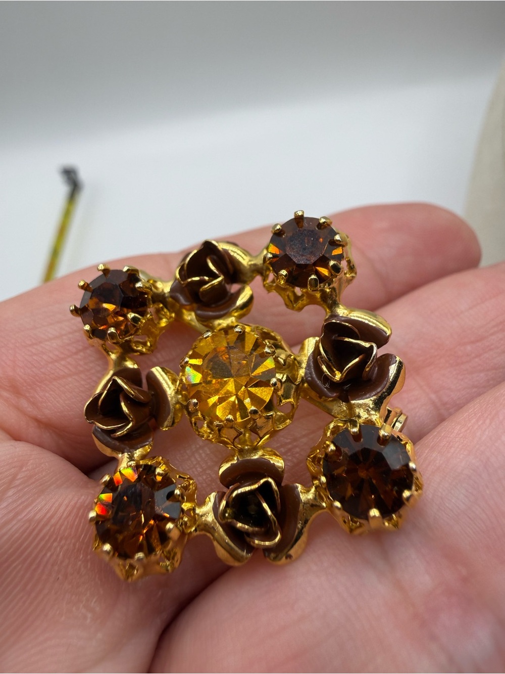 Vintage Made in Austria Amber Brown Crystal Rhinestone Floral Brooch Gold Tone